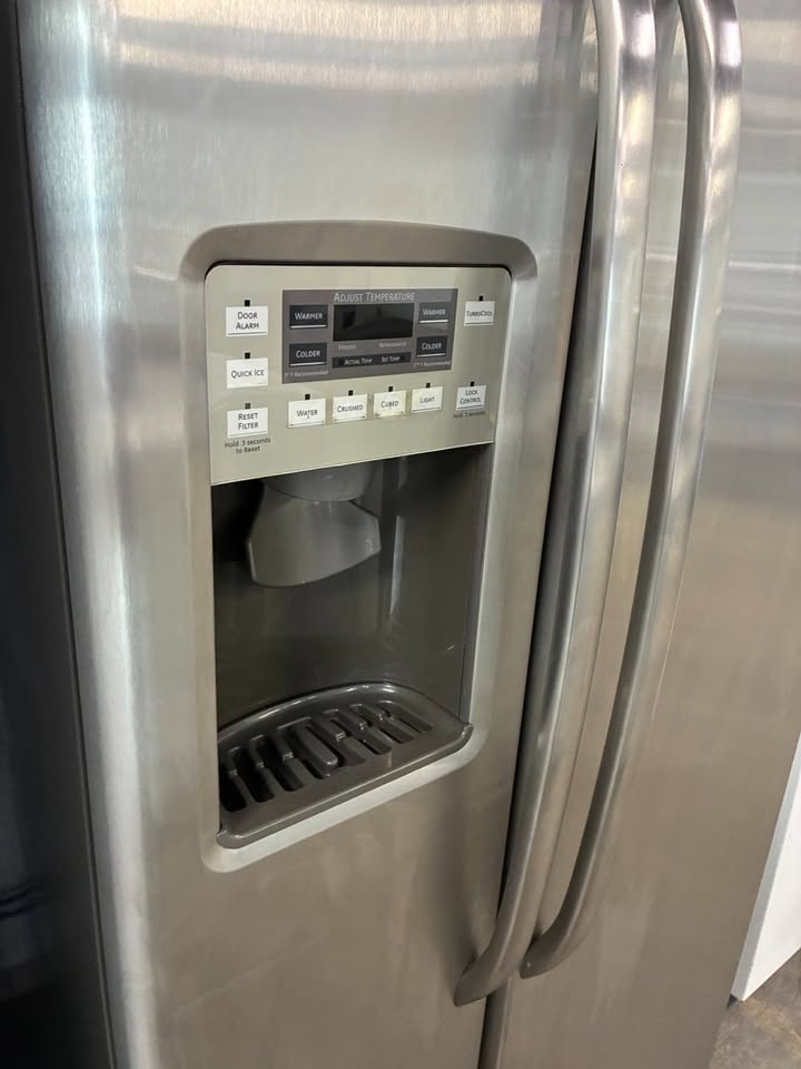 Maytag Side-by-side Refrigerator with Ice Maker and Water Dispenser