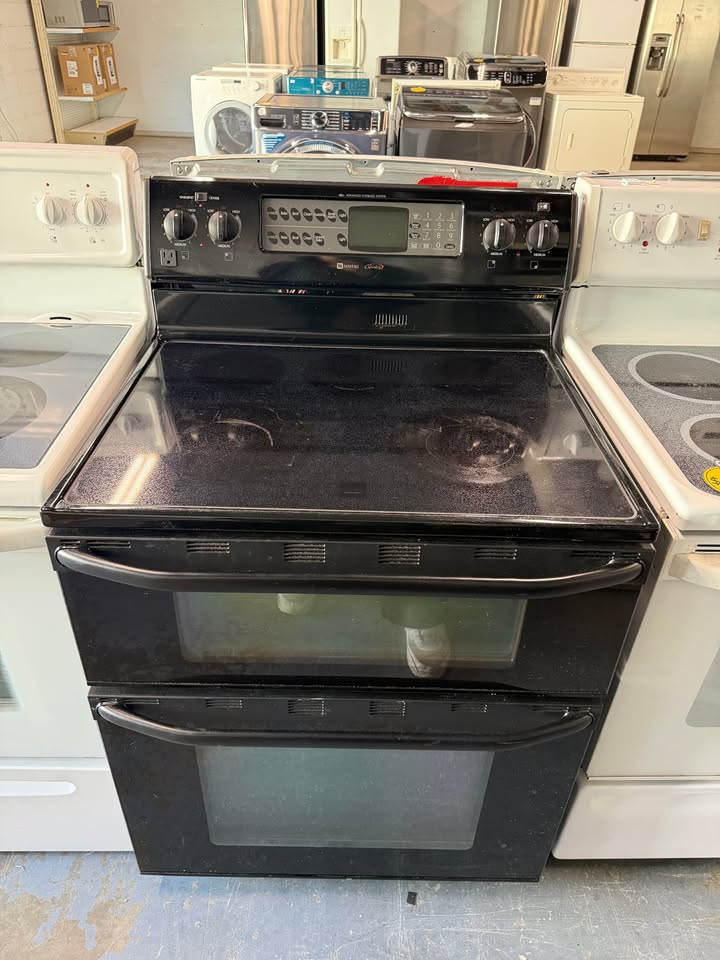 Matag Range with double oven and flat top