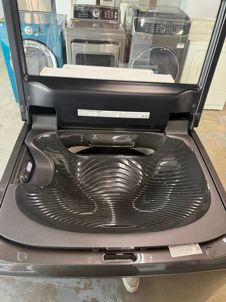 Samsung Washing Machine Top Load with Top compartment