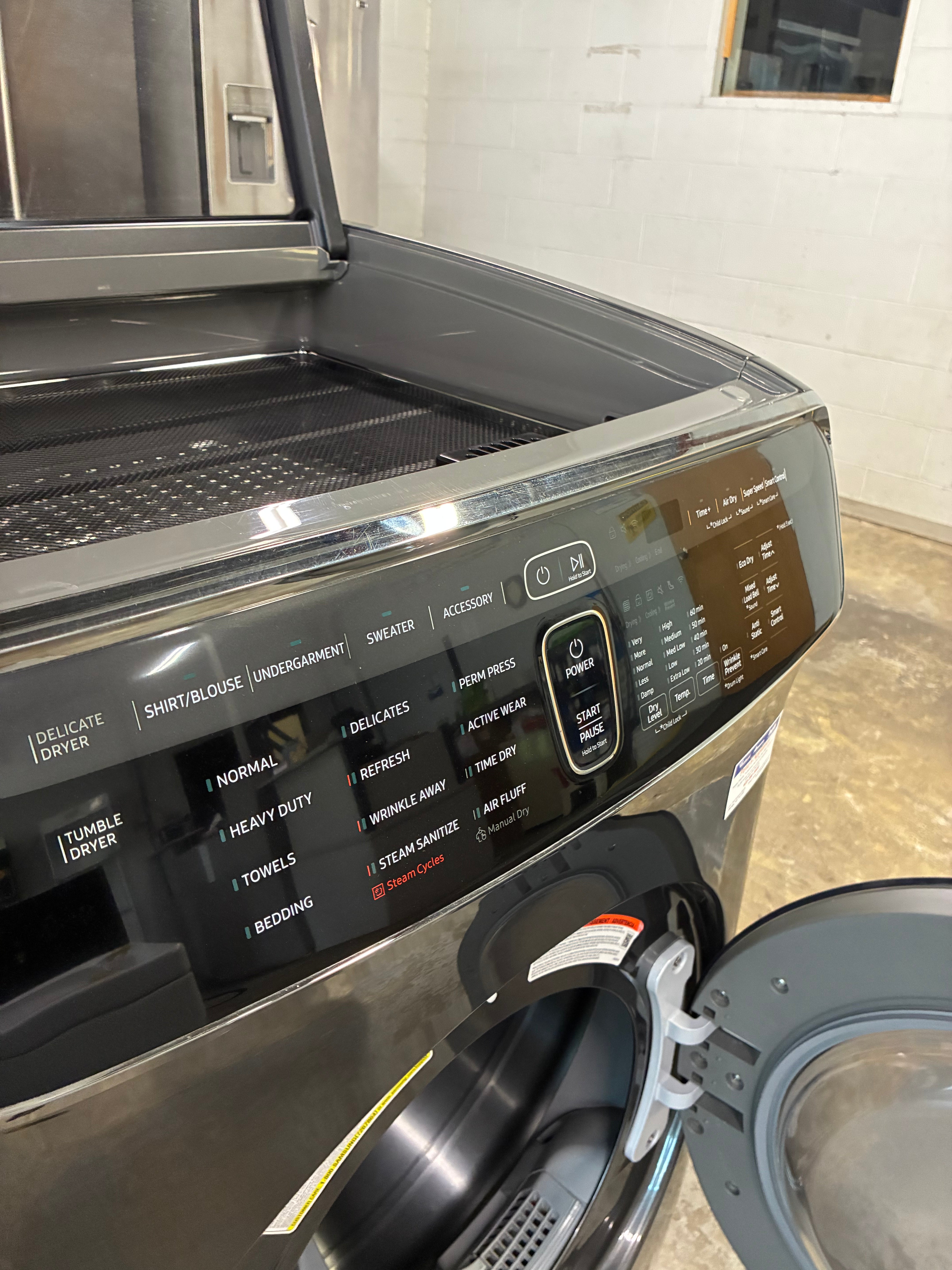Samsung Front Load Dryer With Steam Large Capacity with Upper Delicate Dryer