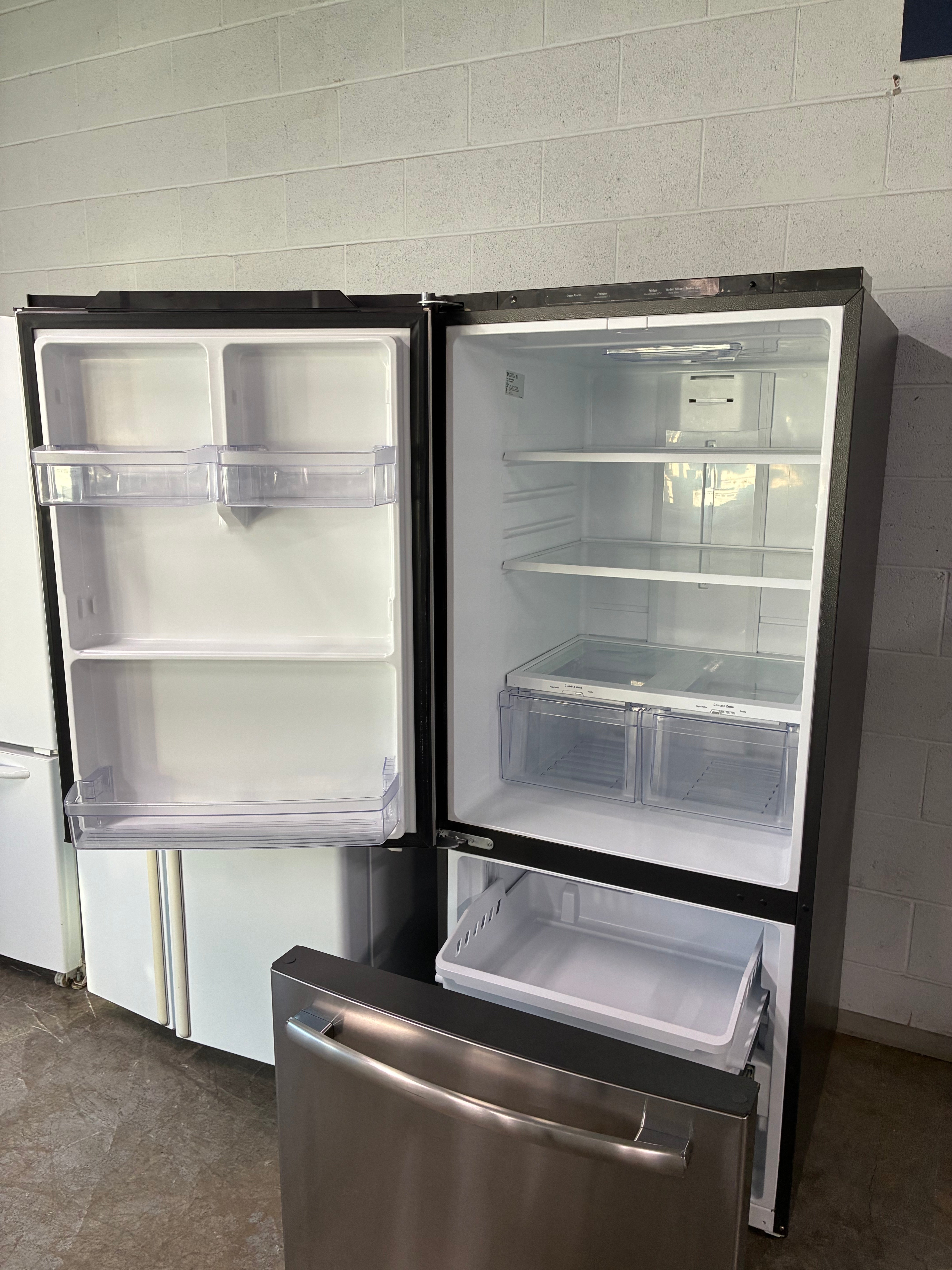 GE Refrigerator Stainless Steel Large Capacity Bottom Freezer 21 Cu.Ft.