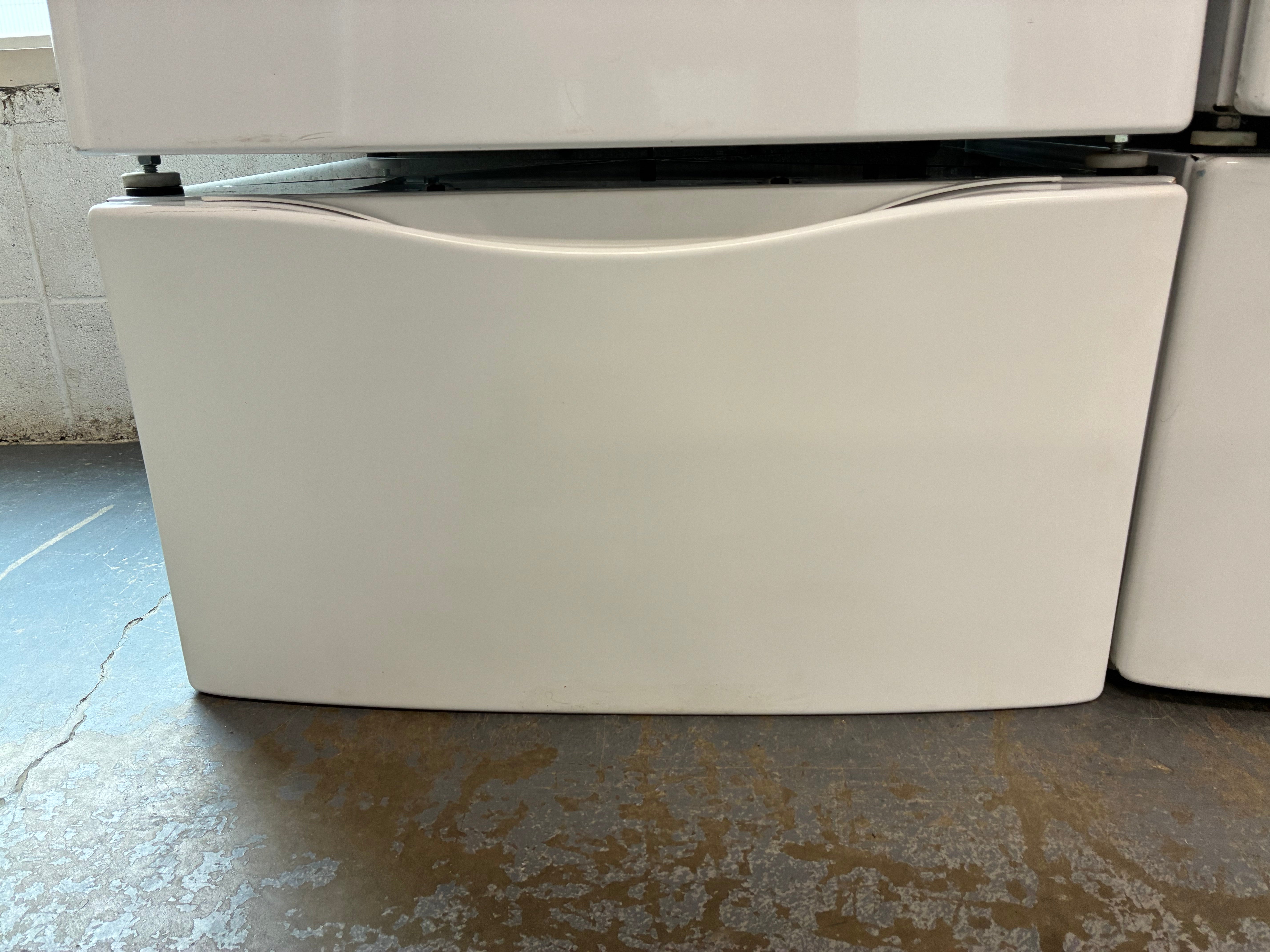 Whirlpool Pedestal