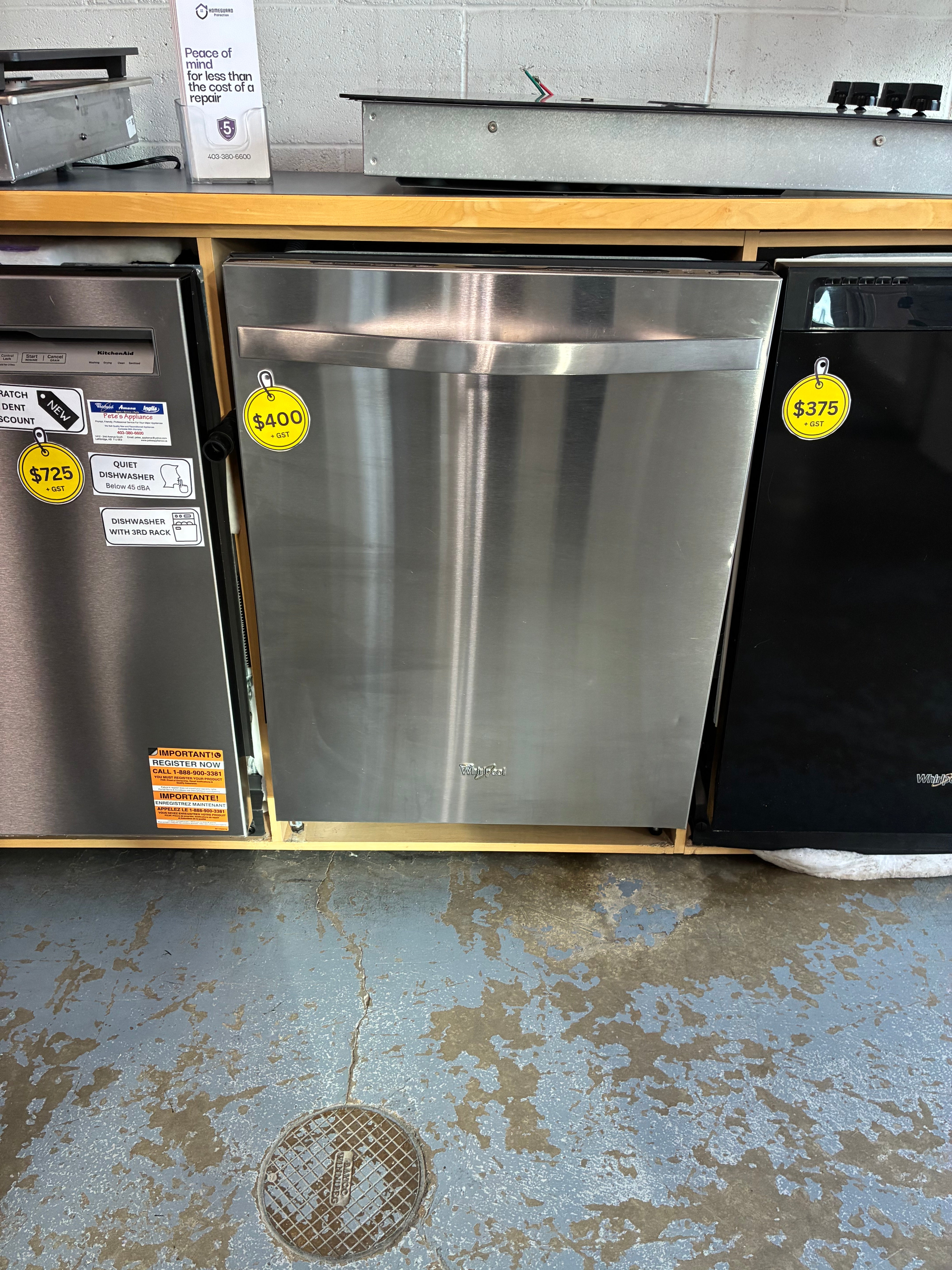 Whirlpool Dishwasher with Stainless steel tub